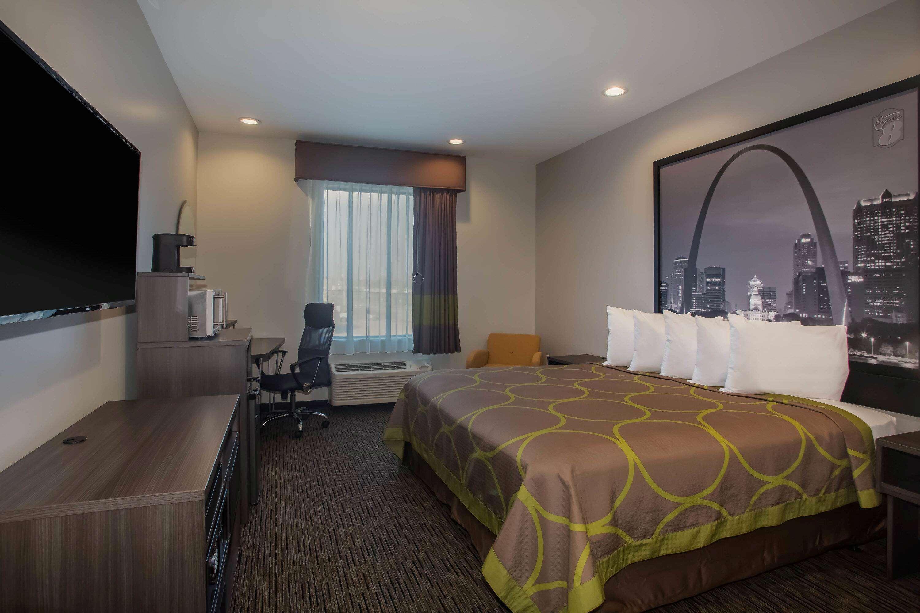Super 8 By Wyndham St. Louis North Hotel Luaran gambar