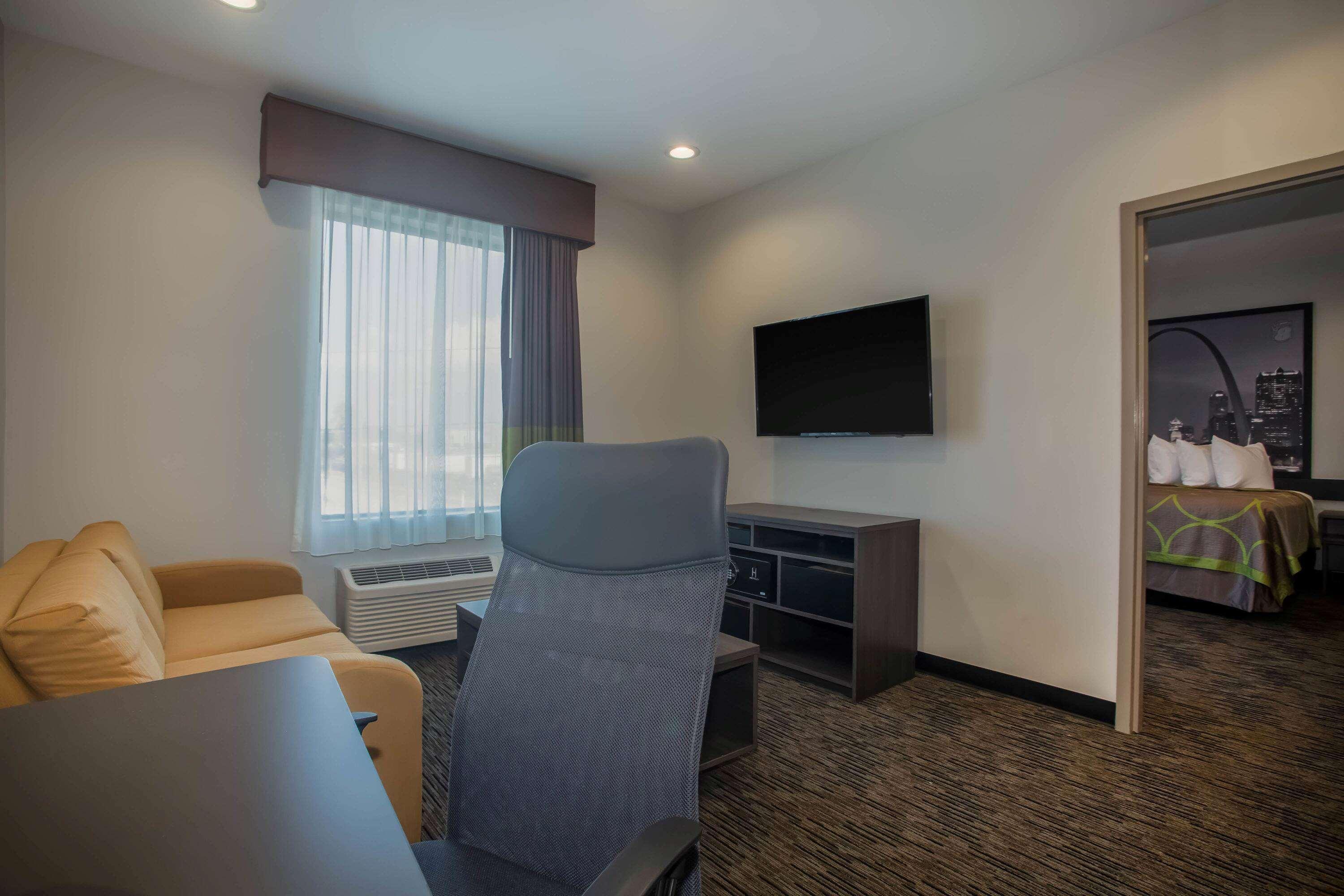 Super 8 By Wyndham St. Louis North Hotel Luaran gambar