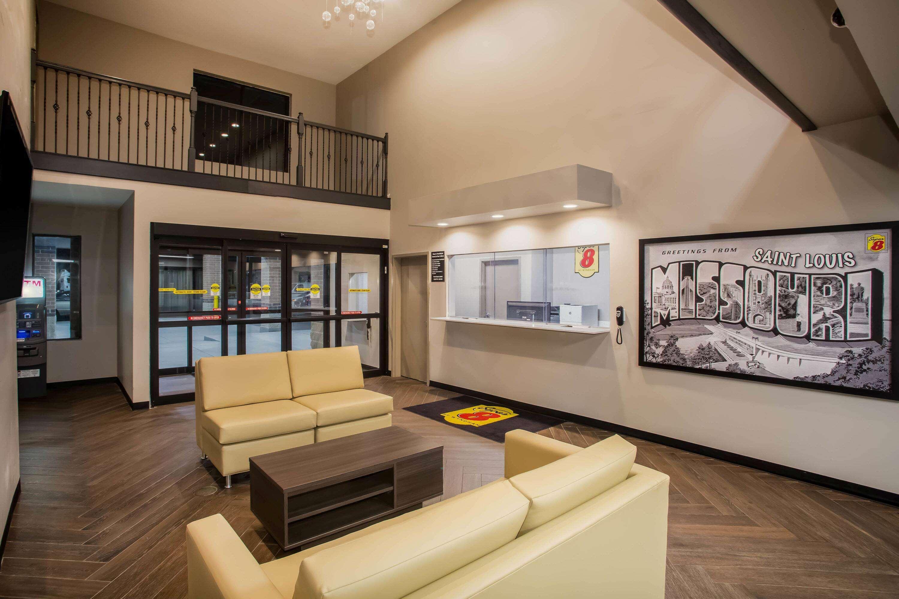 Super 8 By Wyndham St. Louis North Hotel Luaran gambar