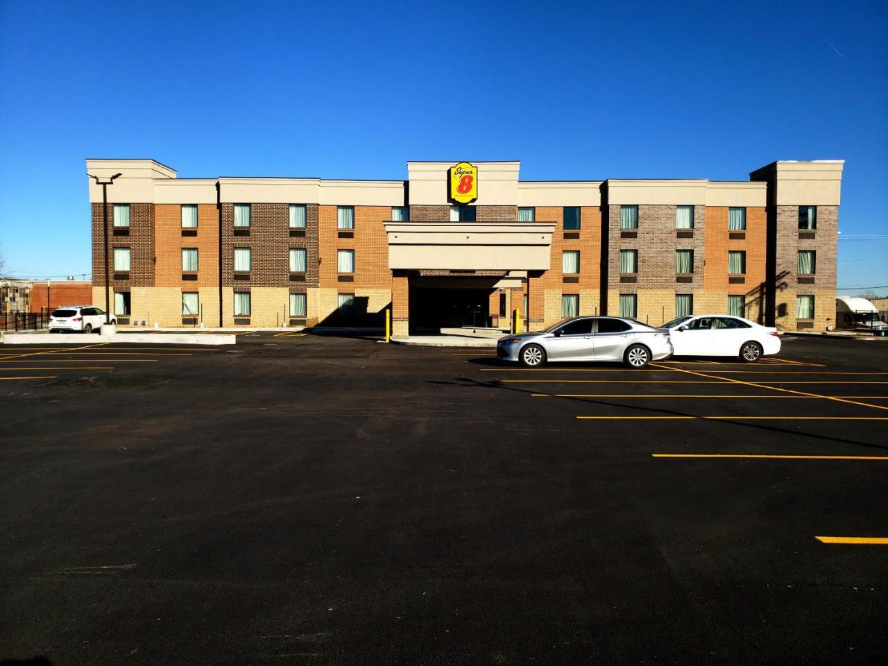 Super 8 By Wyndham St. Louis North Hotel Luaran gambar