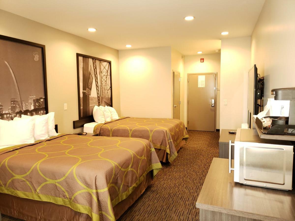 Super 8 By Wyndham St. Louis North Hotel Luaran gambar